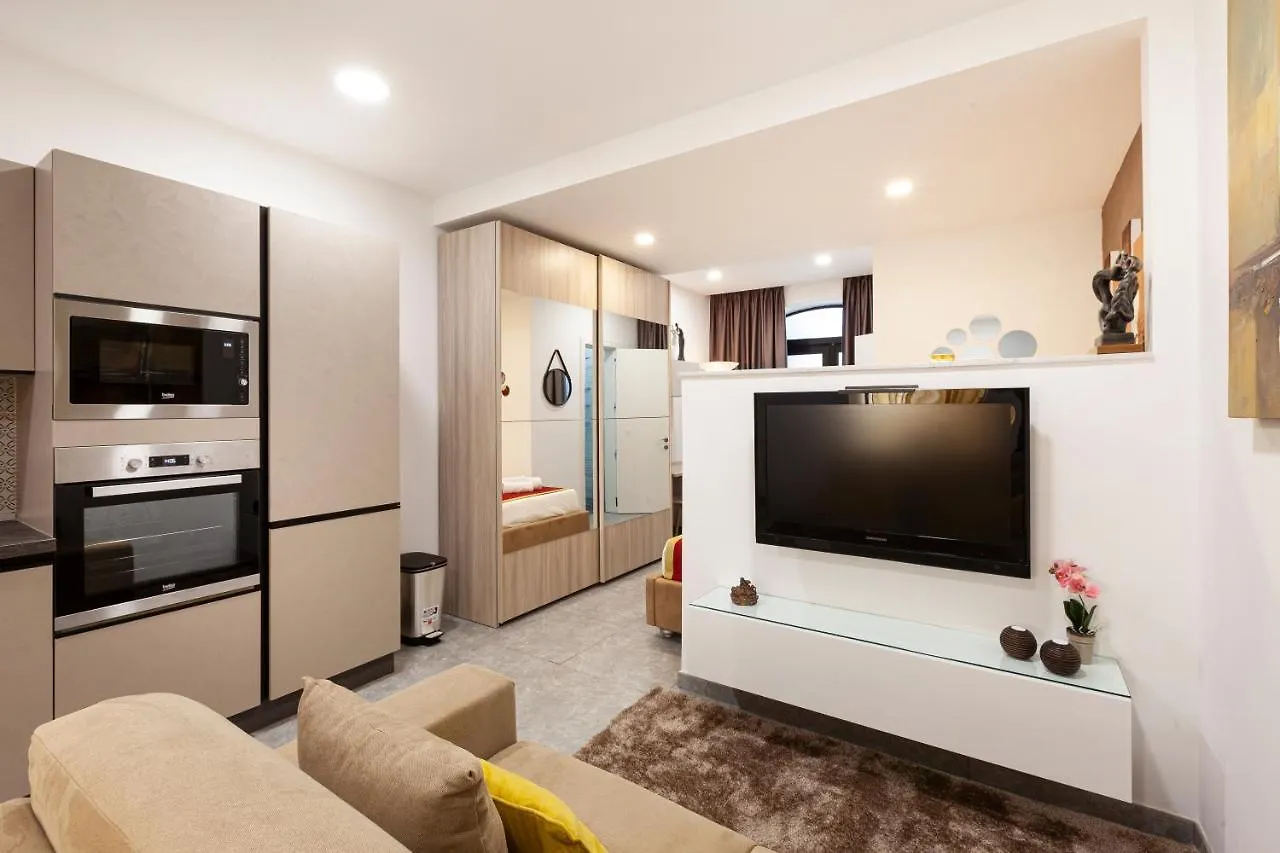 Ca2 - Prime Location - Modern & Lovely Studio Apartment Saint Julian's