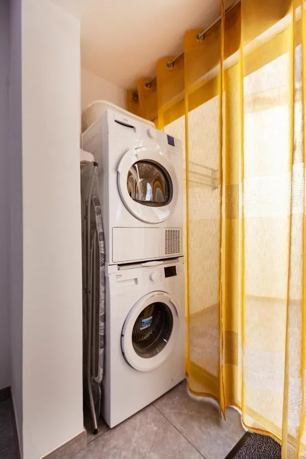 Ca2 - Prime Location - Modern & Lovely Studio Apartment Saint Julian's